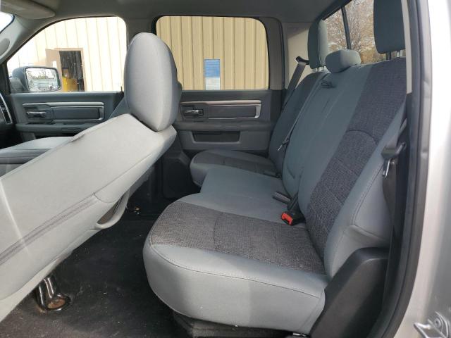 3C6RR7LG7JG252668 - 2018 RAM 1500 SLT SILVER photo 10