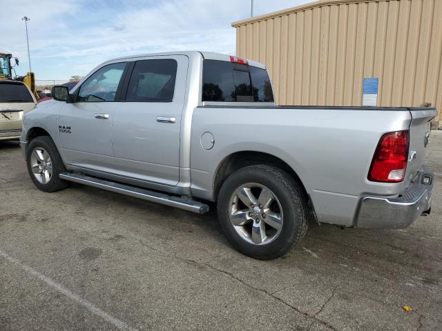 3C6RR7LG7JG252668 - 2018 RAM 1500 SLT SILVER photo 2