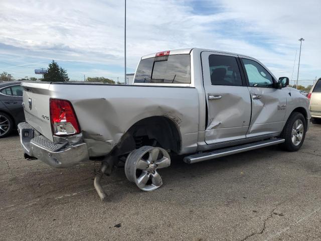 3C6RR7LG7JG252668 - 2018 RAM 1500 SLT SILVER photo 3