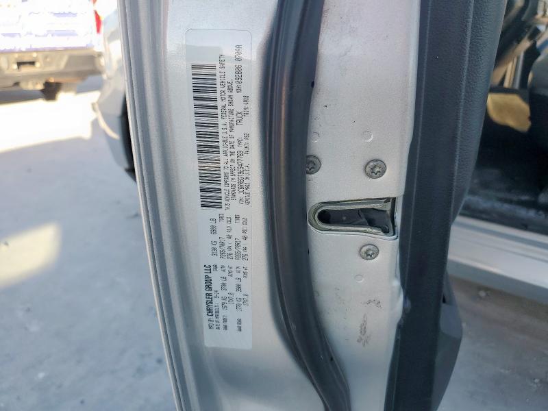 1C6RR6GT9ES477769 - 2014 RAM 1500 SLT SILVER photo 12