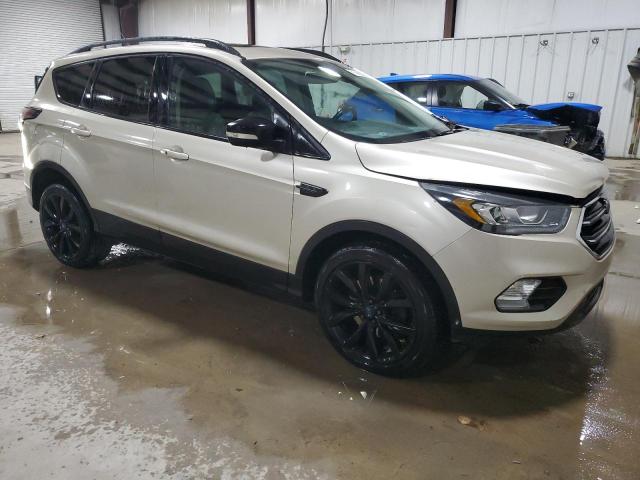 1FMCU9J98HUB97826 - 2017 FORD ESCAPE TITANIUM თაფლისფერი ფოტო 4