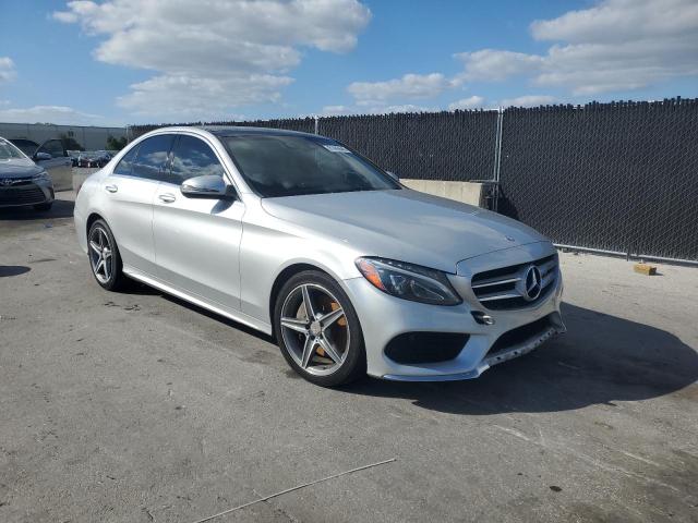 55SWF4KBXGU110952 - 2016 MERCEDES-BENZ C 300 4MATIC SILVER photo 4