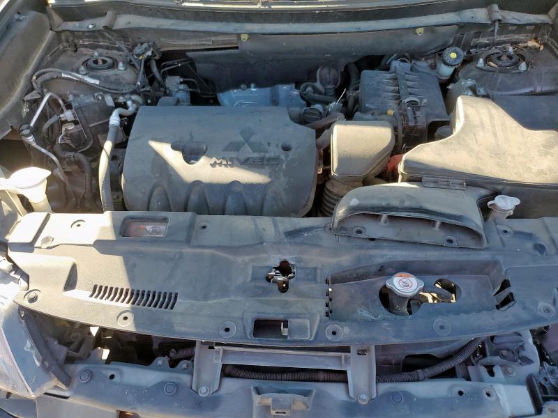 JA4AD3A35JZ000232 - 2018 MITSUBISHI OUTLANDER SE GRAY photo 11