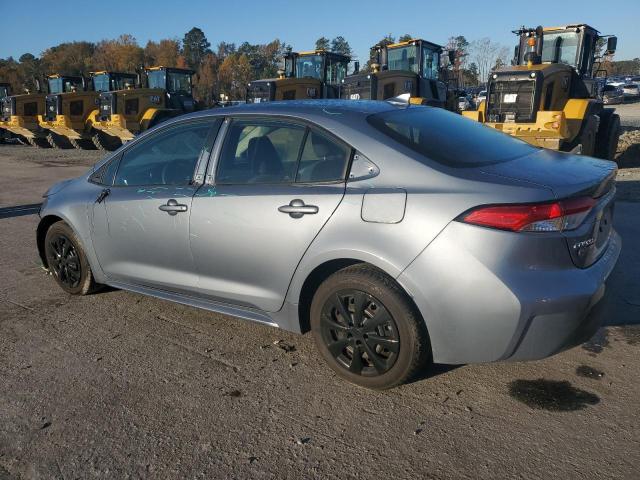 5YFB4MDE3PP032824 - 2023 TOYOTA COROLLA LE SILVER photo 2