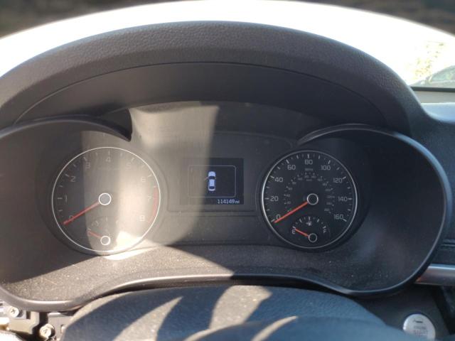 5XXGU4L34JG237302 - 2018 KIA OPTIMA EX Argent photo 9