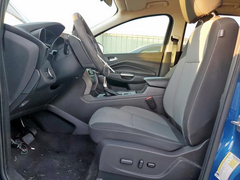 1FMCU0GD7HUA68404 - 2017 FORD ESCAPE SE 蓝色 照片 7