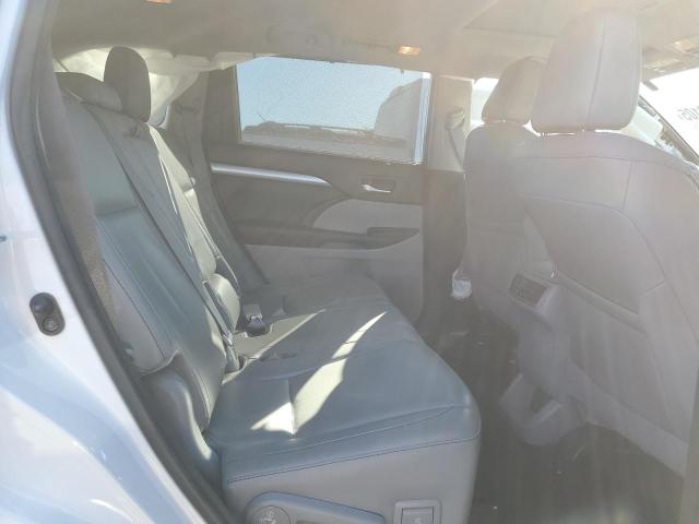 5TDJZRFH0JS808214 - 2018 TOYOTA HIGHLANDER SE WHITE photo 11