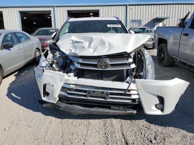 5TDJZRFH0JS808214 - 2018 TOYOTA HIGHLANDER SE WHITE photo 5