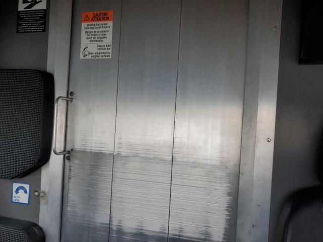 WD3PE8CB3B5585720 - 2011 MERCEDES-BENZ SPRINTER 2500 WHITE photo 10