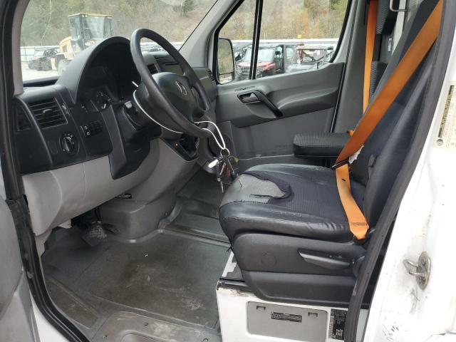 WD3PE8CB3B5585720 - 2011 MERCEDES-BENZ SPRINTER 2500 WHITE photo 7