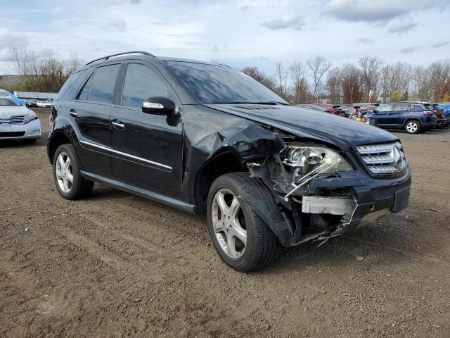 4JGBB86E28A354771 - 2008 MERCEDES-BENZ ML 350 BLACK photo 4