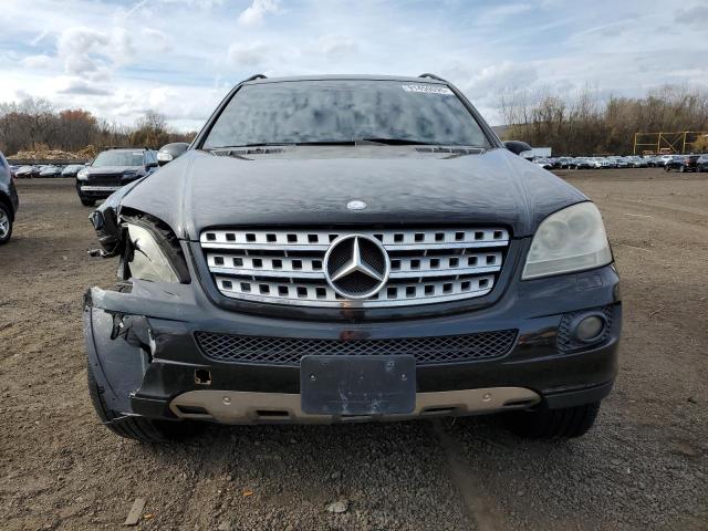 4JGBB86E28A354771 - 2008 MERCEDES-BENZ ML 350 BLACK photo 5