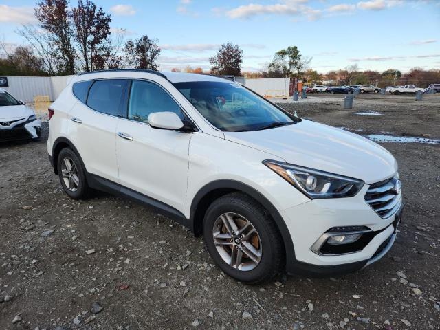5NMZU3LB3HH033452 - 2017 HYUNDAI SANTA FE S WHITE photo 4