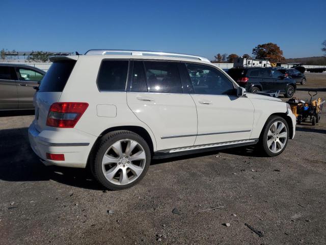 WDCGG8HB9AF261778 - 2010 MERCEDES-BENZ GLK 350 4MATIC WHITE photo 3