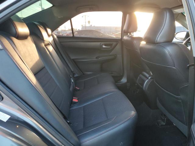 4T1BF1FK3HU669238 - 2017 TOYOTA CAMRY LE GRAY photo 10