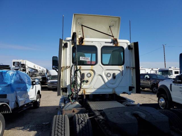 3AKJGEDVXJSJN0066 - 2018 FREIGHTLINER CASCADIA 1 Weiß Foto 9