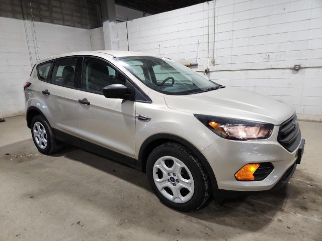 1FMCU0F7XJUD59643 - 2018 FORD ESCAPE S ოქროსფერი ფოტო 4