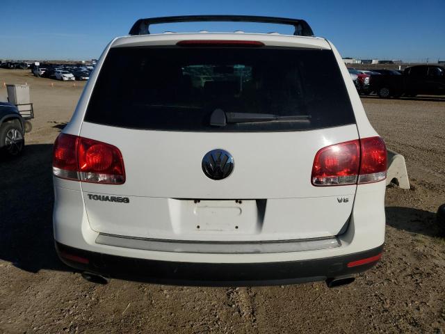 WVGCM67L04D068913 - 2004 VOLKSWAGEN TOUAREG 4.2 白色 照片 6