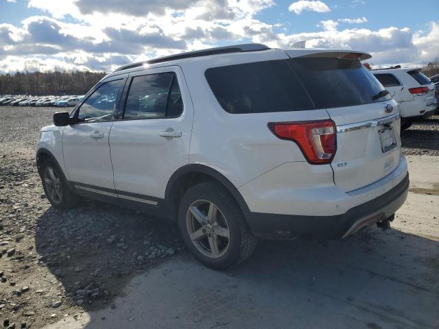 1FM5K8D83HGA52848 - 2017 FORD EXPLORER XLT თეთრი ფოტო 2