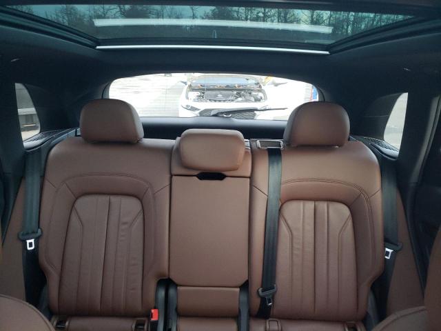 WA1BNAFY1J2096704 - 2018 AUDI Q5 PREMIUM PLUS CHARCOAL photo 10