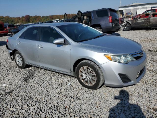 4T1BF1FK6CU120464 - 2012 TOYOTA CAMRY BASE SILVER photo 4