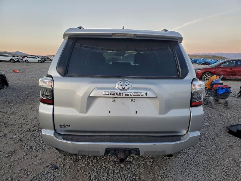 JTENU5JR0M5880903 - 2021 TOYOTA 4RUNNER SR5/SR5 PREMIUM SILVER photo 6