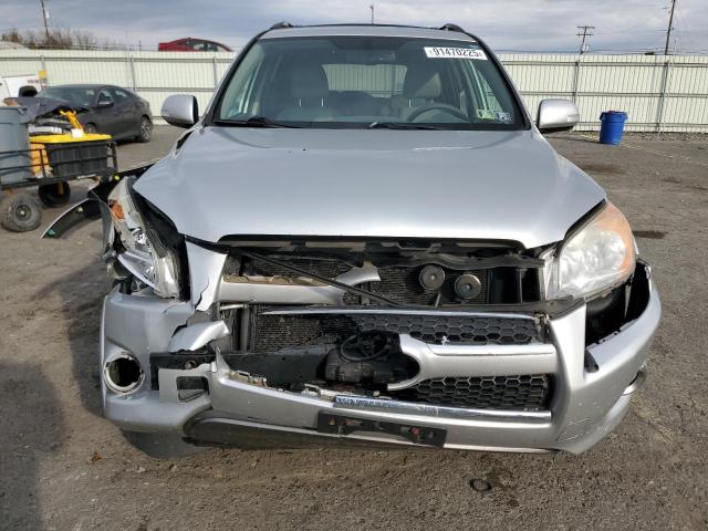 2T3DF4DV1AW057348 - 2010 TOYOTA RAV4 LIMITED 银色 照片 5