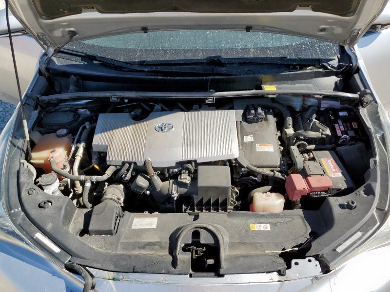 JTDKBRFU5J3591766 - 2018 TOYOTA PRIUS SILVER photo 11