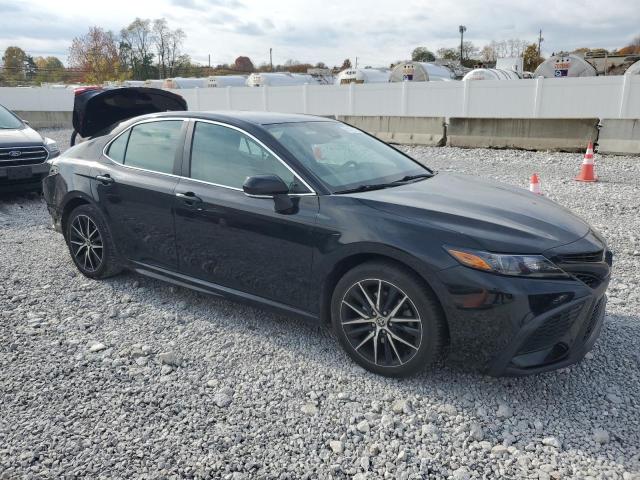 4T1T11AK1NU628225 - 2022 TOYOTA CAMRY SE Qara foto 4