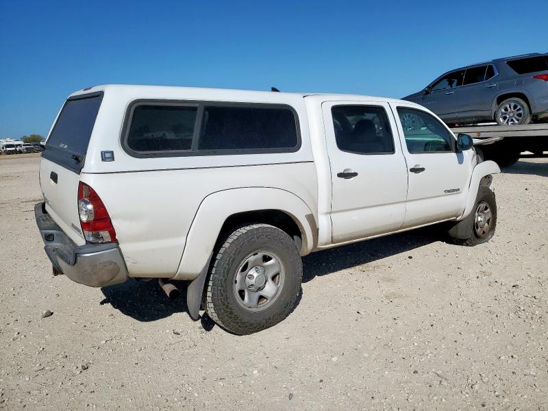 5TFLU4EN6EX090055 - 2014 TOYOTA TACOMA DOUBLE CAB WHITE photo 3