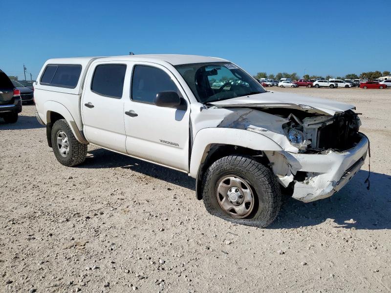 5TFLU4EN6EX090055 - 2014 TOYOTA TACOMA DOUBLE CAB WHITE photo 4