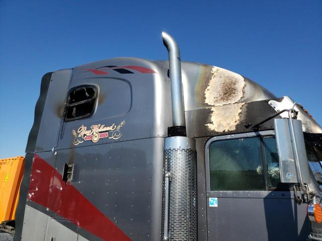 1FUJCLBG51PJ29053 - 2001 FREIGHTLINER UNKNOWN FLD132 XL CLASSIC GRAY photo 10