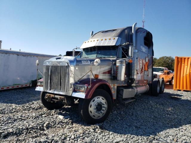 1FUJCLBG51PJ29053 - 2001 FREIGHTLINER UNKNOWN FLD132 XL CLASSIC GRAY photo 2