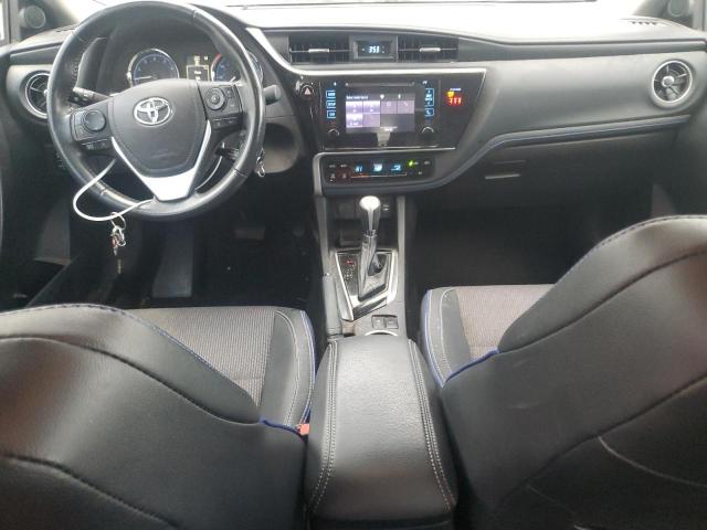 2T1BURHE1KC209614 - 2019 TOYOTA COROLLA L Niebieski zdjęcie 8