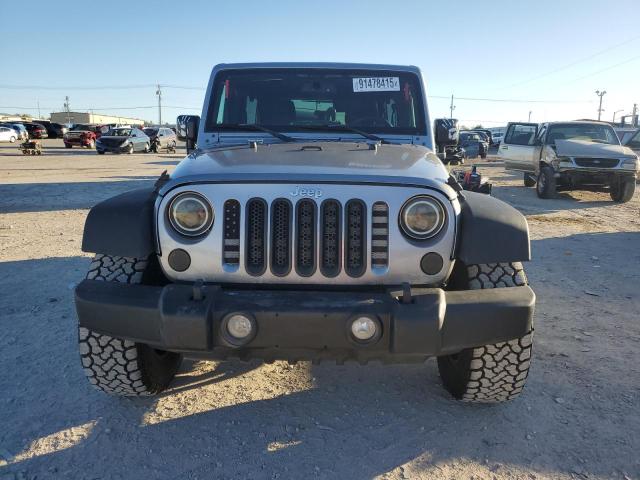1C4BJWDG1GL139708 - 2016 JEEP WRANGLER U SPORT Արծաթագույն լուսանկար 5