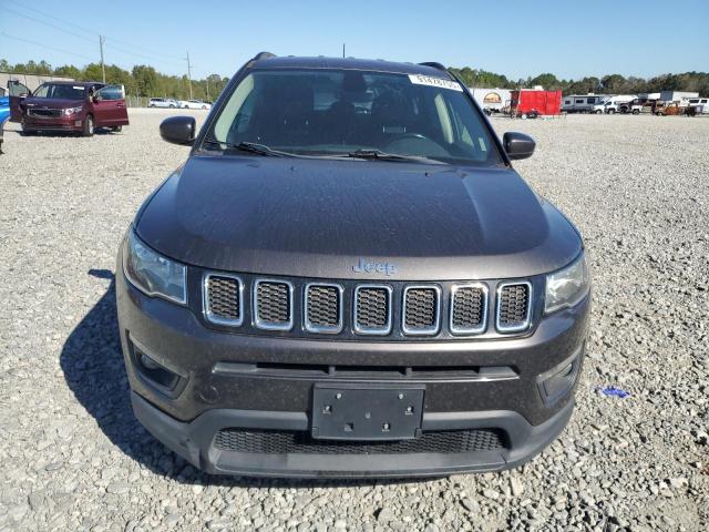 3C4NJCBB8JT194932 - 2018 JEEP COMPASS LATITUDE 灰色 照片 5