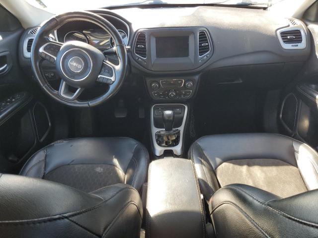 3C4NJCBB8JT194932 - 2018 JEEP COMPASS LATITUDE 灰色 照片 8