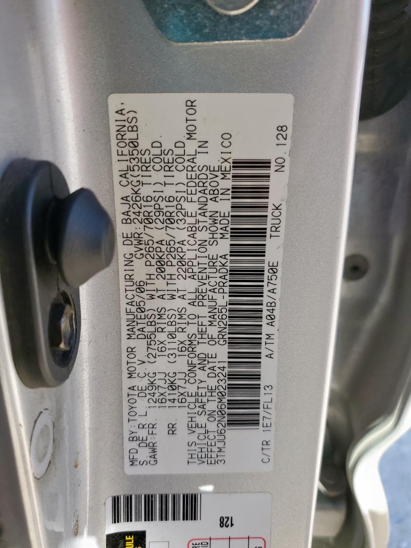 3TMJU62N06M023241 - 2006 TOYOTA TACOMA DOUBLE CAB PRERUNNER SILVER photo 12