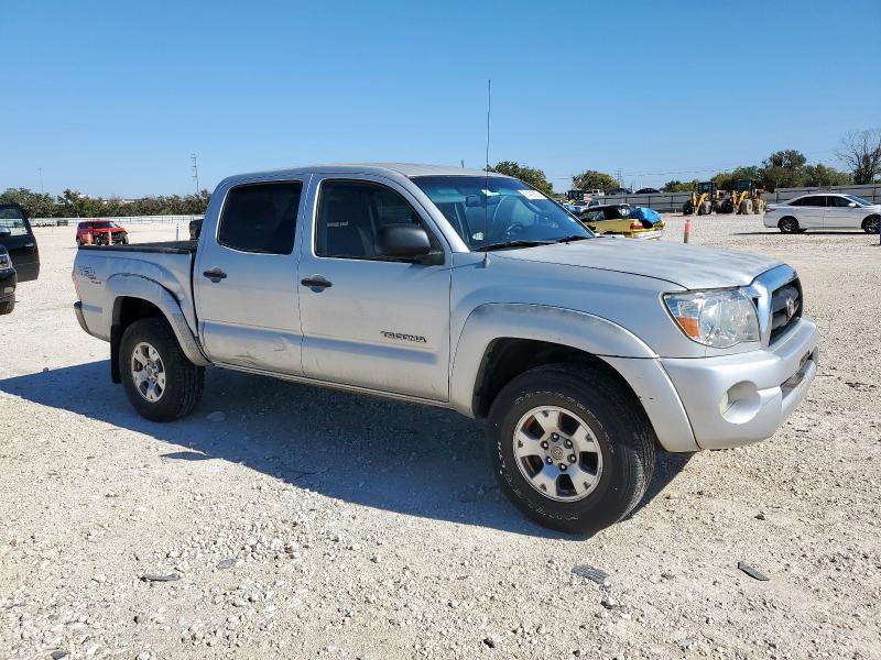 3TMJU62N06M023241 - 2006 TOYOTA TACOMA DOUBLE CAB PRERUNNER SILVER photo 4