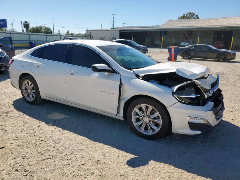 1G1ZD5STXKF133485 - 2019 CHEVROLET MALIBU LT أبيض صورة 4