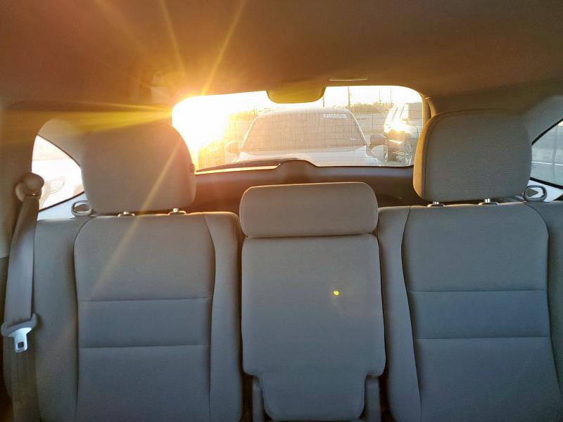 3CZRE3H35BG701621 - 2011 HONDA CR-V LX 白色 照片 10