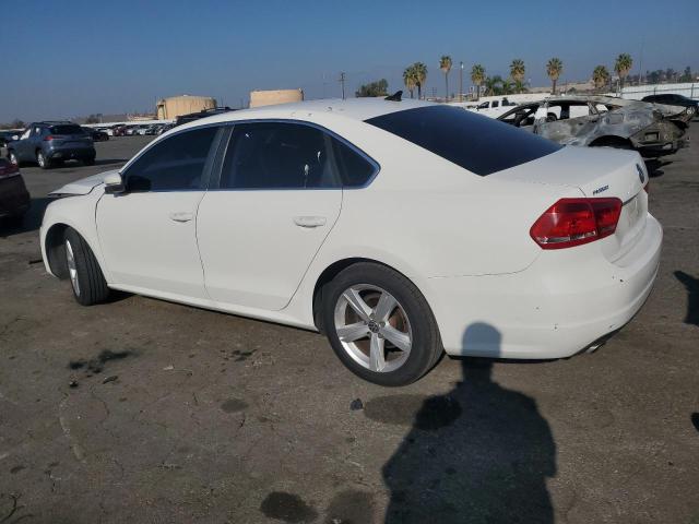 1VWBP7A3XDC062576 - 2013 VOLKSWAGEN PASSAT SE WHITE photo 2