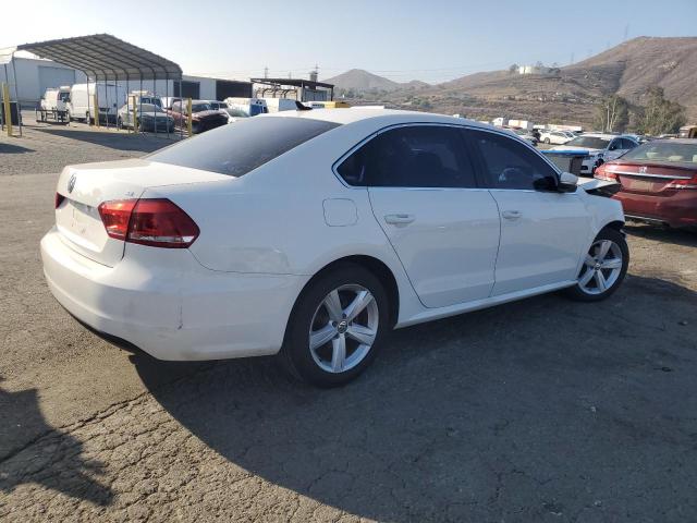 1VWBP7A3XDC062576 - 2013 VOLKSWAGEN PASSAT SE WHITE photo 3