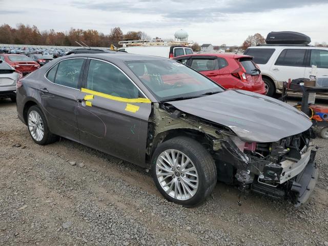4T1F31AK8LU537490 - 2020 TOYOTA CAMRY XLE GRAY photo 4
