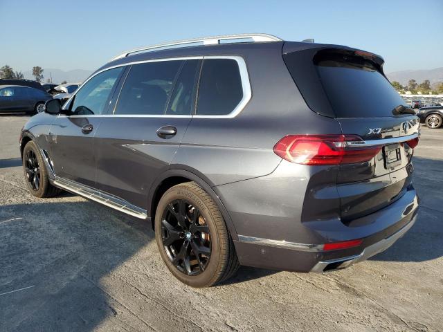 5UXCX4C58KLS38315 - 2019 BMW X7 XDRIVE50I CHARCOAL photo 2