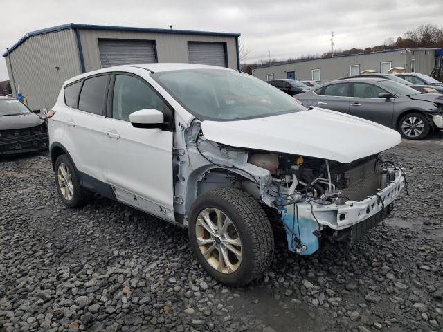 1FMCU9GD1KUA43929 - 2019 FORD ESCAPE SE 白色 照片 4