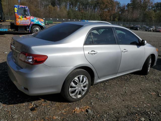 2T1BU4EE4CC812257 - 2012 TOYOTA COROLLA BASE Gümüş fotoğraf 3