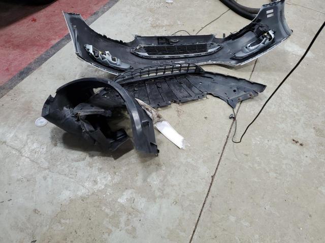 1FADP3F26JL267575 - 2018 FORD FOCUS SE WHITE photo 13