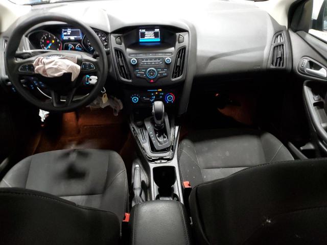 1FADP3F26JL267575 - 2018 FORD FOCUS SE WHITE photo 8