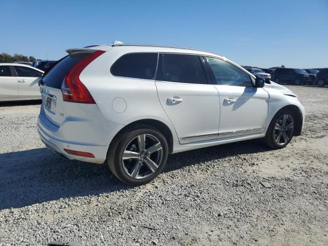 YV440MDR6H2065031 - 2017 VOLVO XC60 T5 DYNAMIC თეთრი ფოტო 3